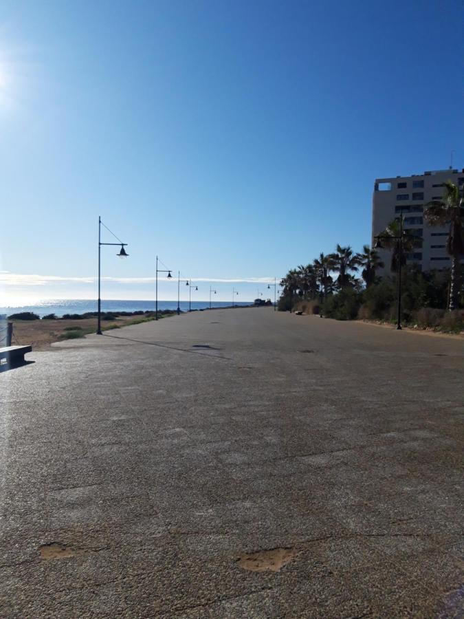 Punta Prima Pleasure With Private Parking In A Gated Community Close To The Beach Торевиеха Екстериор снимка